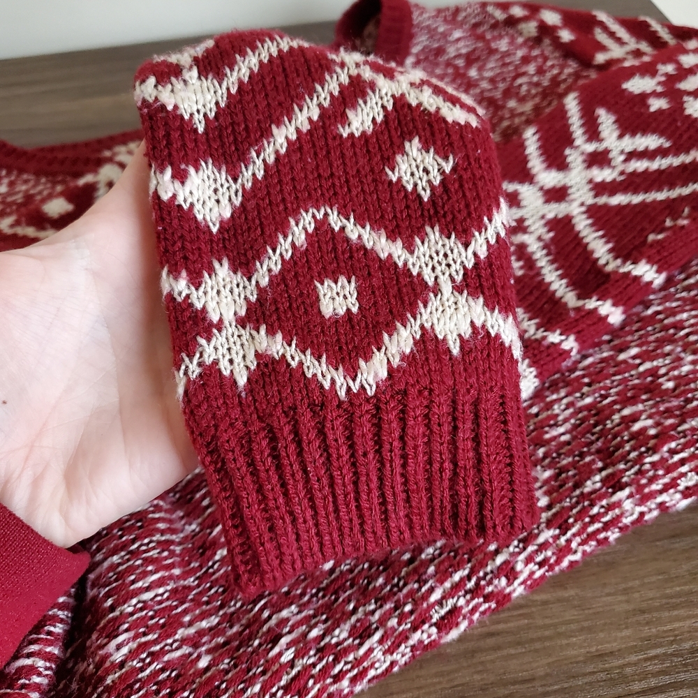 Sweater - Picture 3 of 4